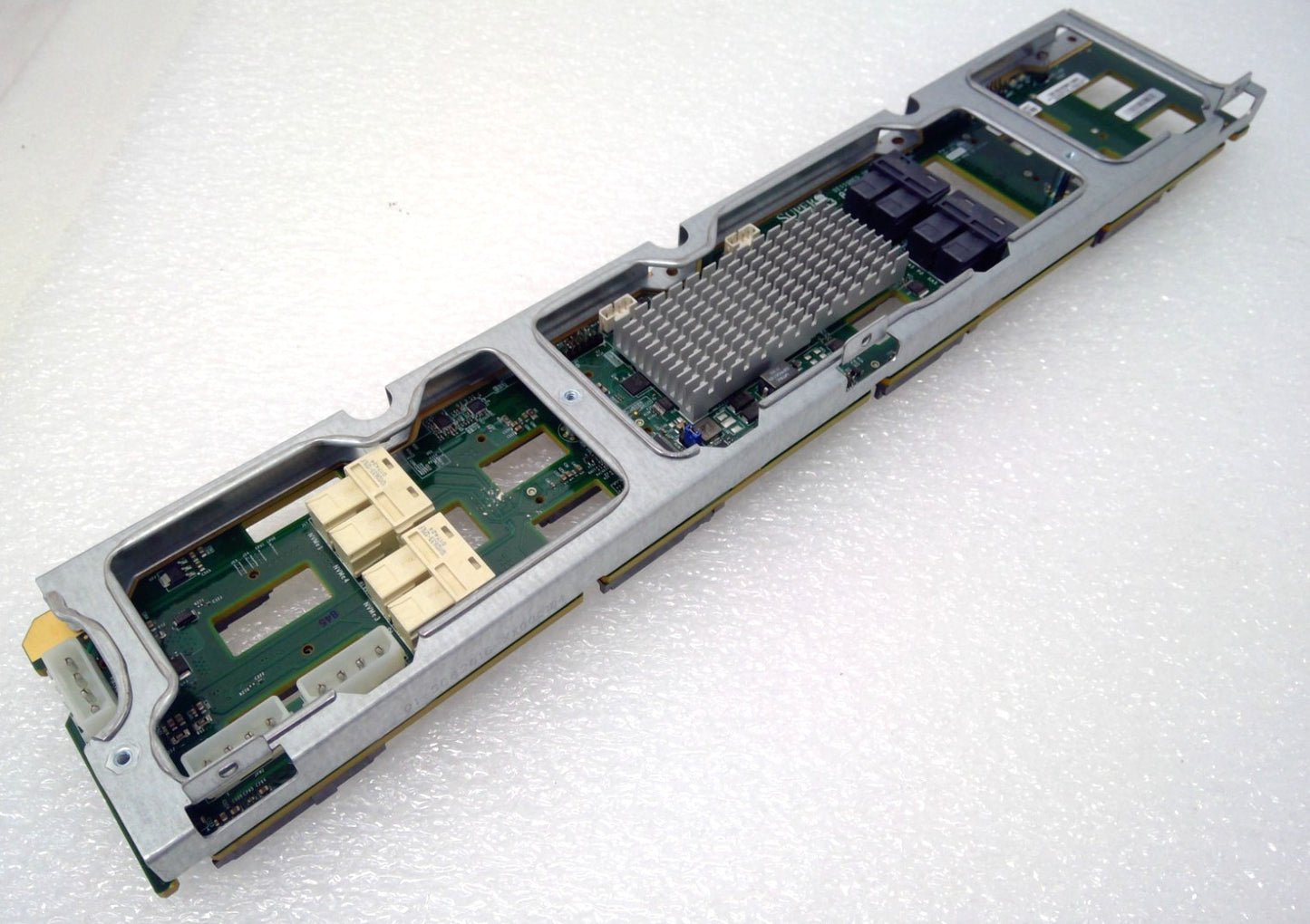 Supermicro BPN-SAS3-826EL1-N4 2U 12-Bay 4x NVME 12Gb SAS-3 Expander Backplane