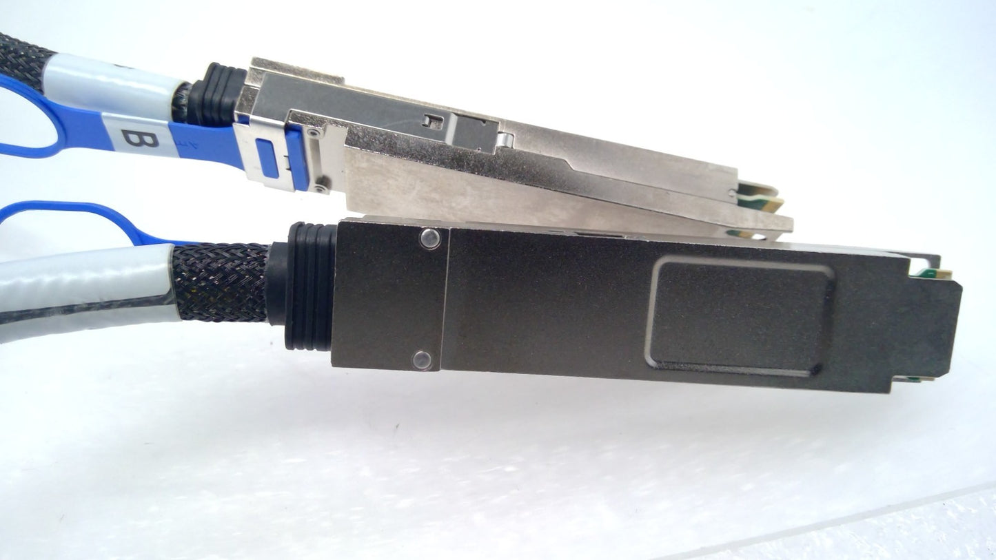 Amphenol 400G QSFP-DD to QSFP-DD Passive DAC Cable 30AWG 1.727m NJPPER-G512-03