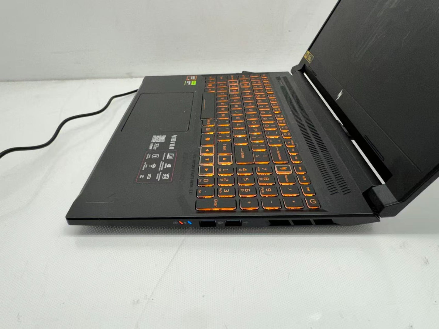 Acer Nitro ANV16-42 Ryzen 5 240@4.30Ghz 16GB DDR5 RTX 5050 NoSSD W/AC *READ*