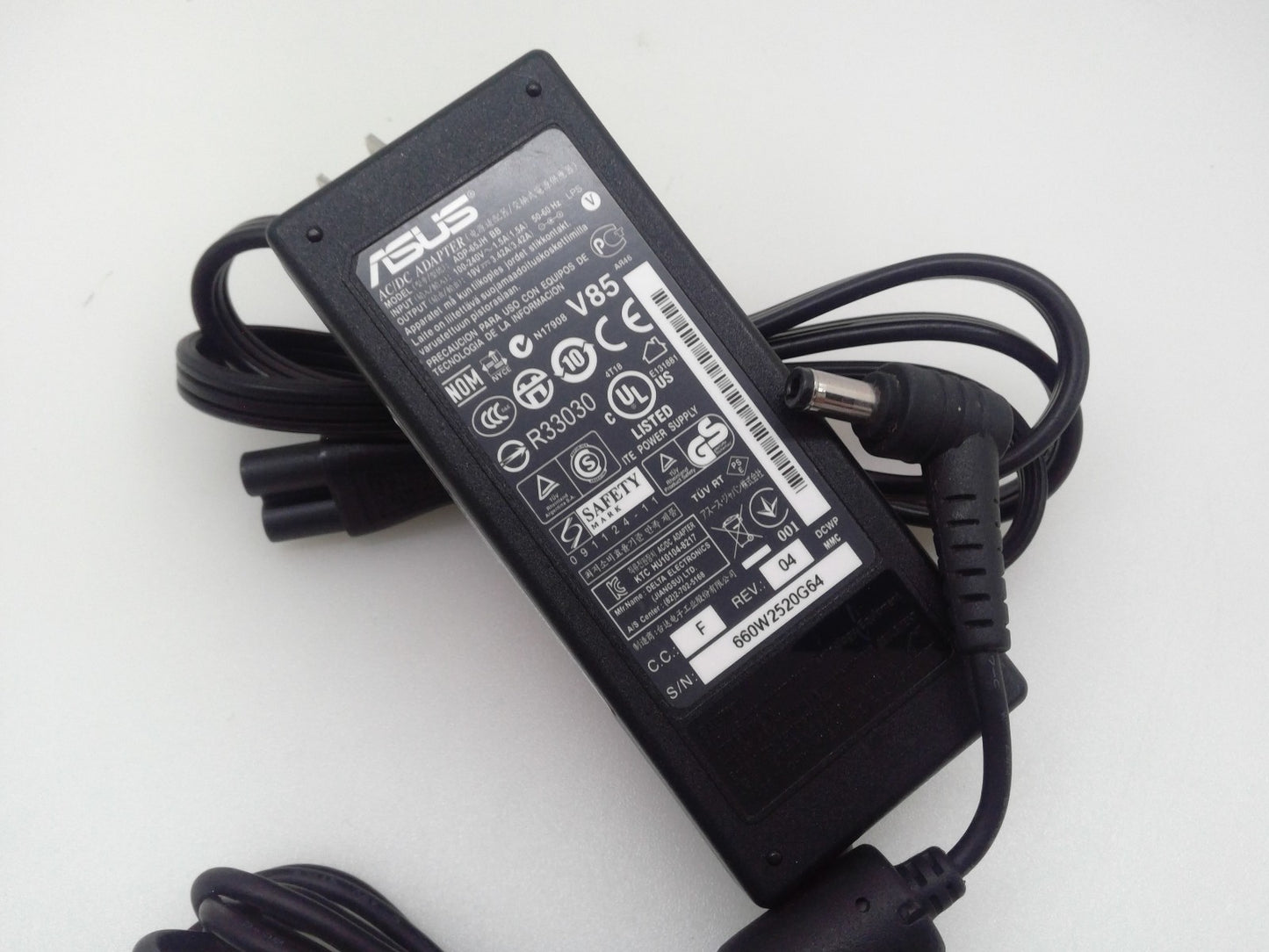 Genuine ASUS Laptop Charger AC Adapter Cord ADP-65JH BB  19V -3.42A w power cord