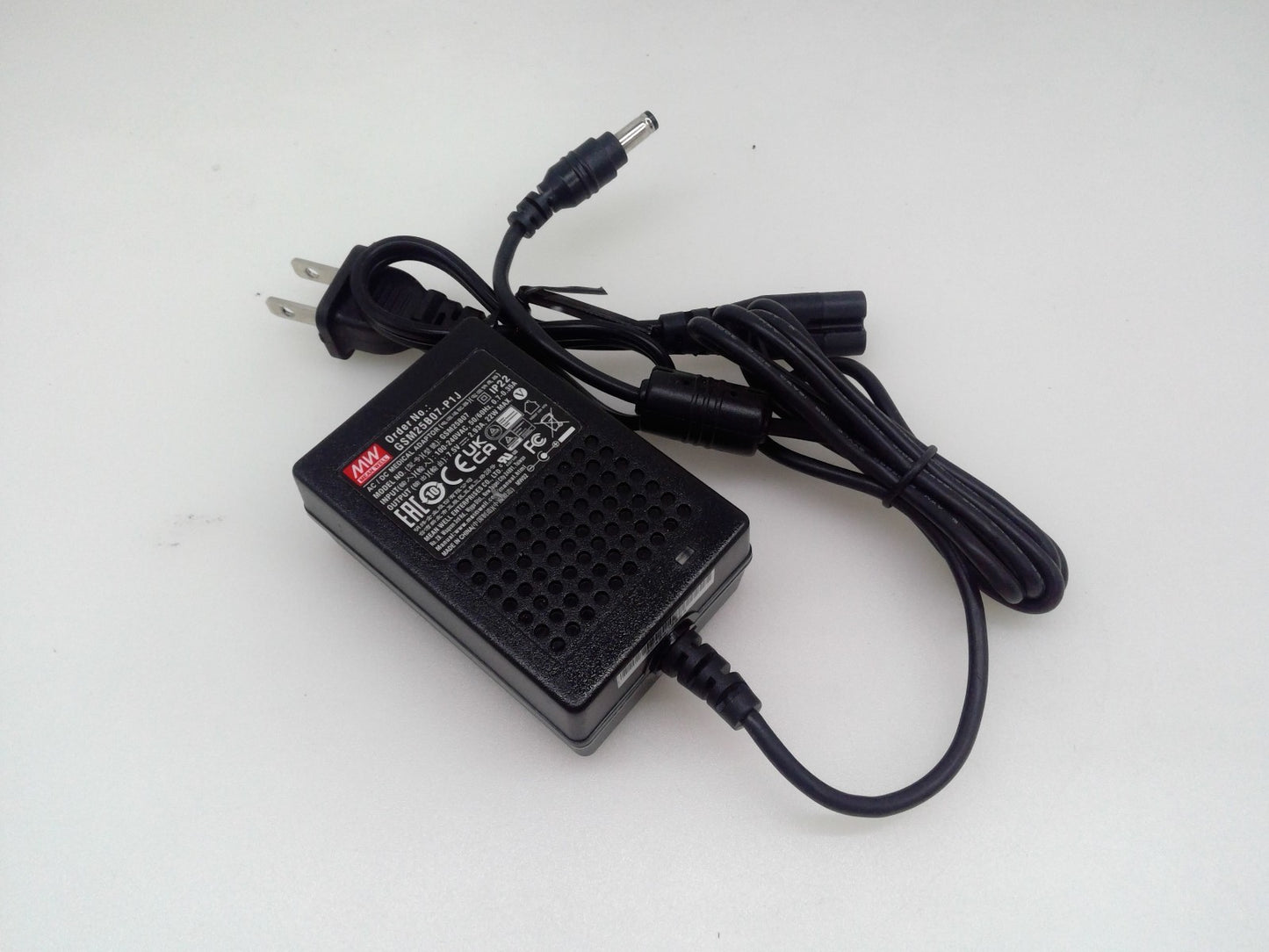 Mean Well GSM25B07-P1J AC/DC Adapter - Desktop - 22 Watts: 7.5V @ 2.93A - IEC...
