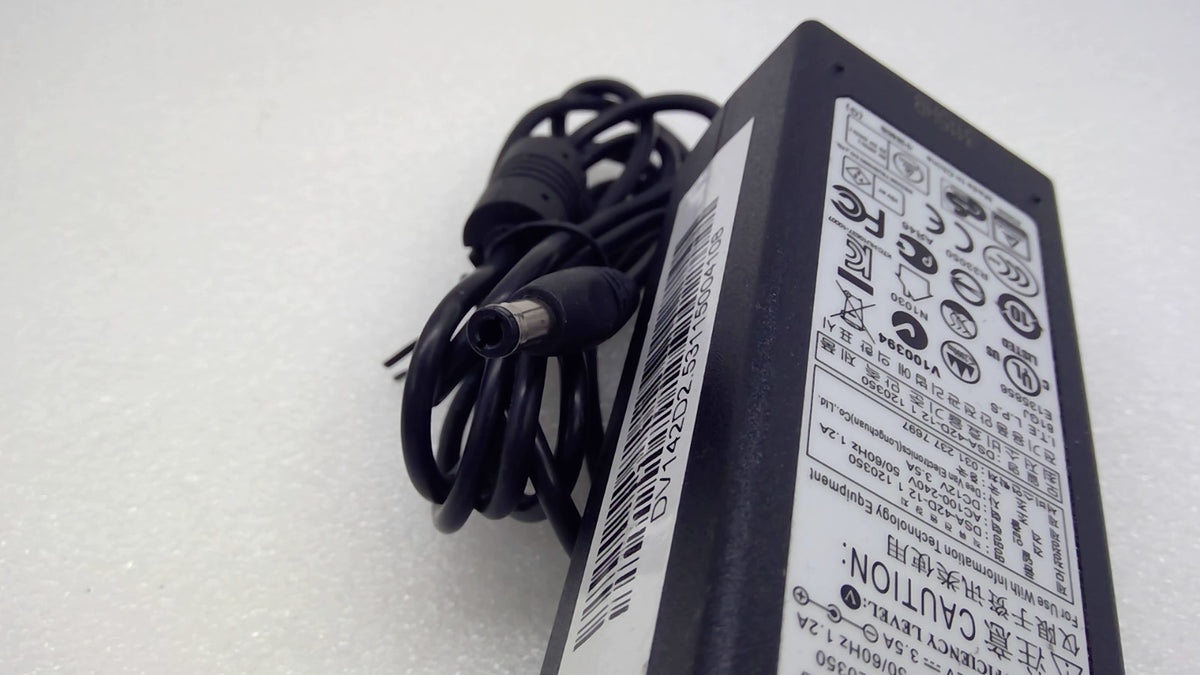 DVE DSA-42D-12 1 120350 12V 3.5A 42W AC/DC Adapter w/ Power Cord