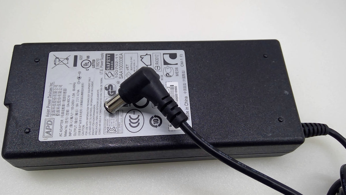 Genuine APD DA-90C19 90W 19V 4.74A Buffalo NAS DriveStation LinkStation Adapter