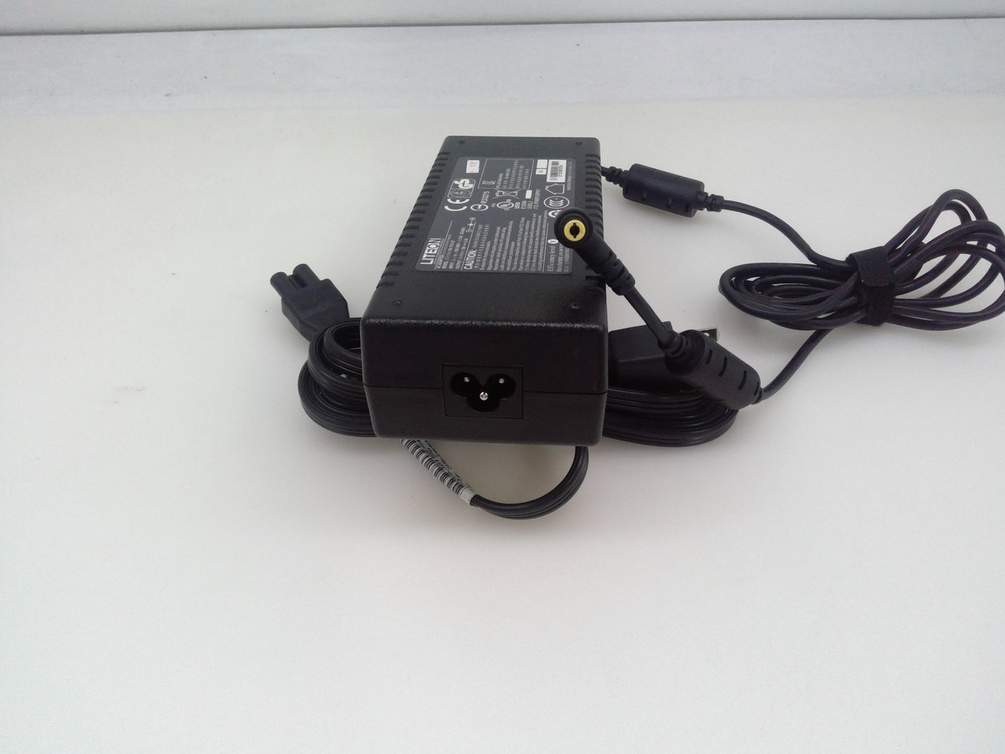 Genuine Liteon PA-1131-07 AC Power Adaper 19V 6.3A 120W 5.5 *2.5mm Power Supply