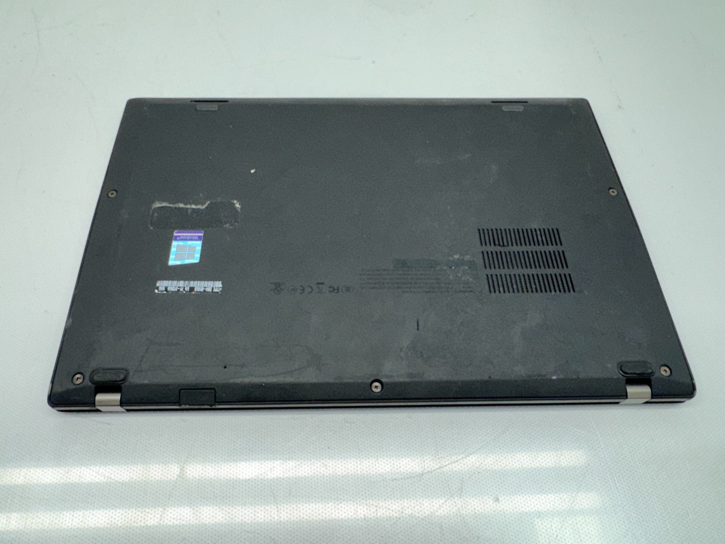 Lenovo ThinkPad X1 Carbon 5th Gen 14"i5-6300U@2.4GHz 8G RAM 180G Win10 **READ**