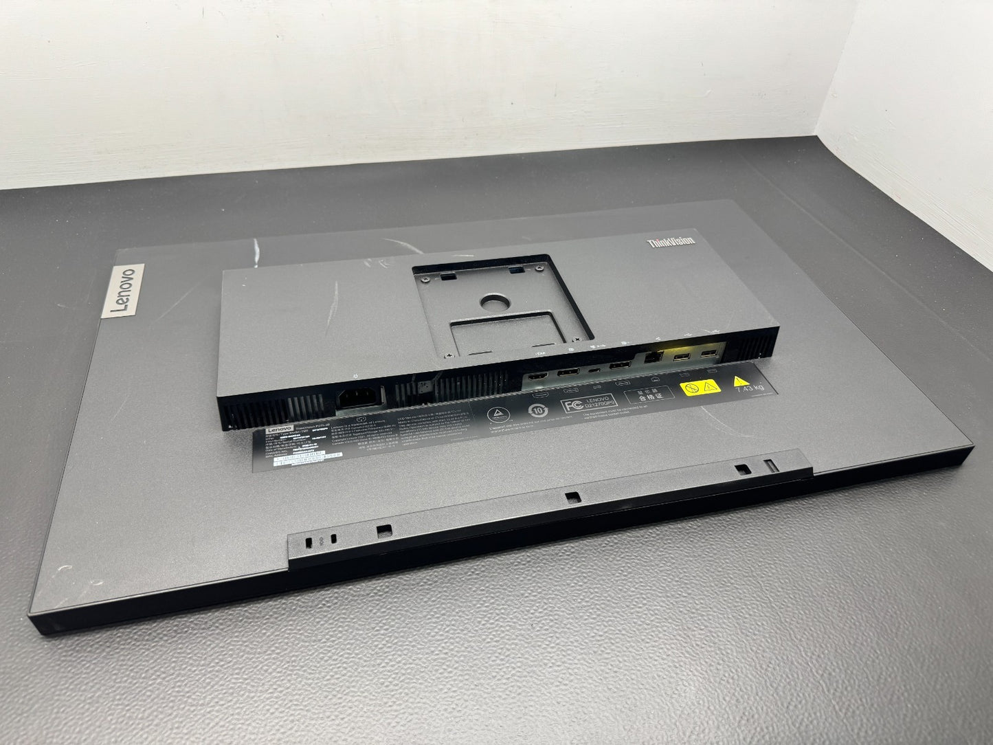 Lenovo ThinkVision P27h-28 27" QHD LED Monitor, HDMI DisplayPort,No Stand**READ*