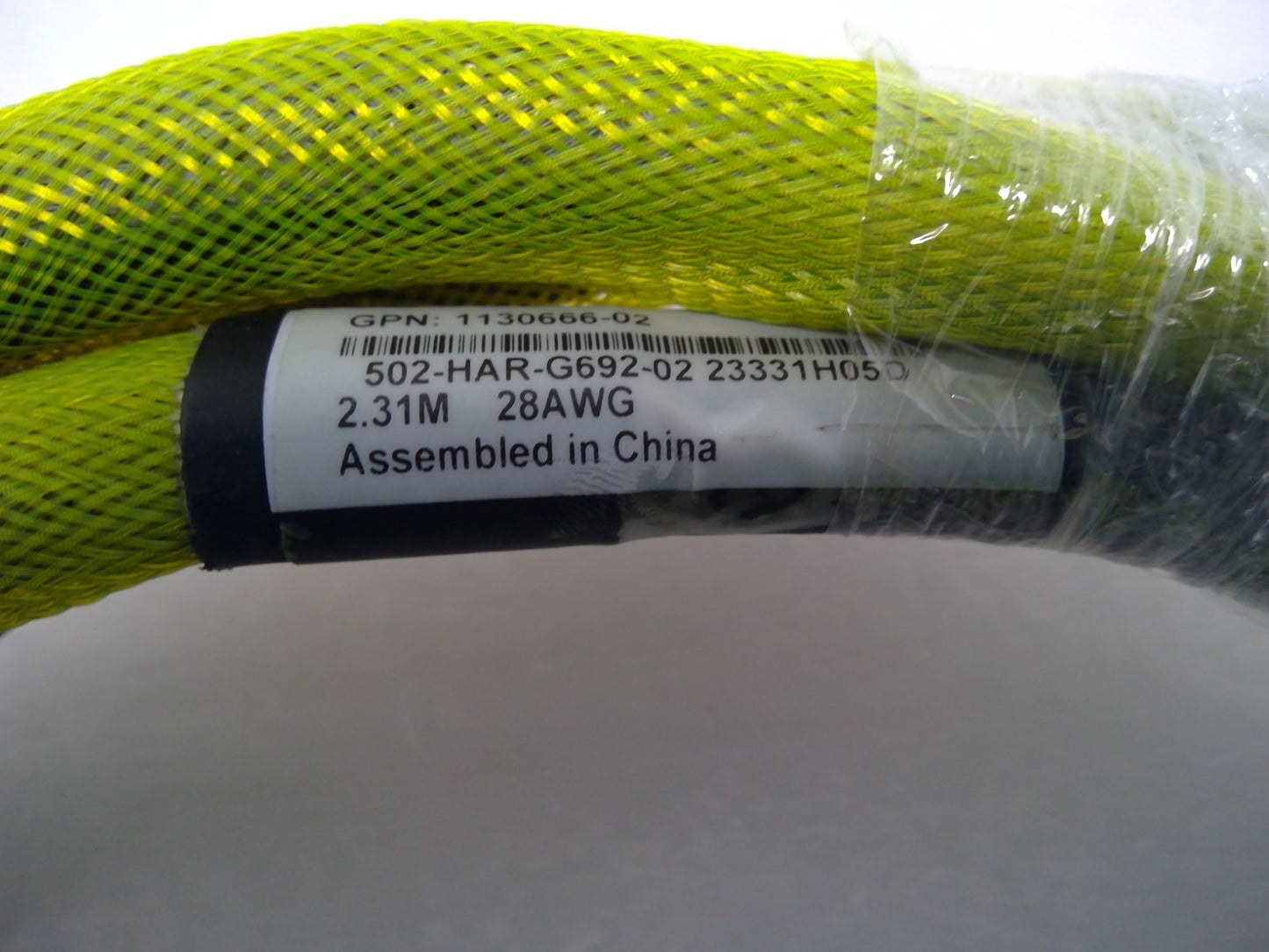 Amphenol 502-HAR-G692-02 QSFP-DD TO 2XQSFP-DD 400G TO 2X200G DAC 2.31M 28AWG