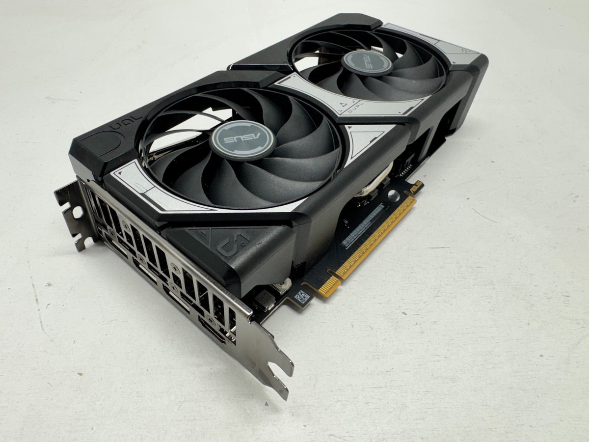 ASUS DUAL GeForce RTX 5060 8G GDDR7 OC Edition Graphics Card **READ**