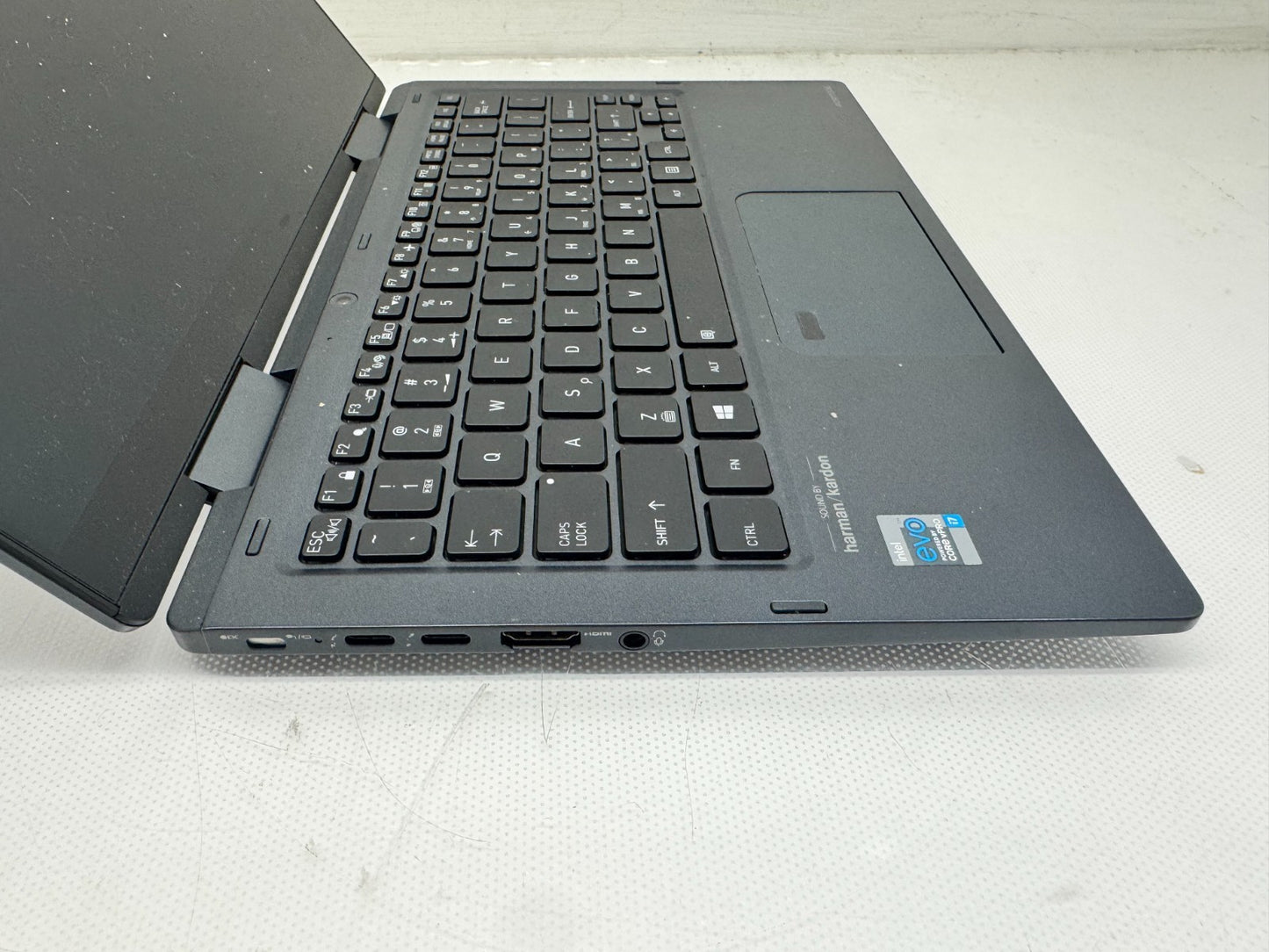 Dynabook Portege X30L-J 13" Laptop i7-1185G7@3.0GHz 16GB RAM 256GB SSD Win11