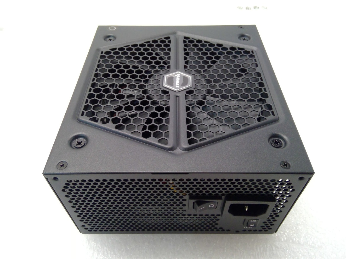 Open box Raidmax RX-1000AE 1000W 80 Plus Gold semi-modular ATX Power Supply