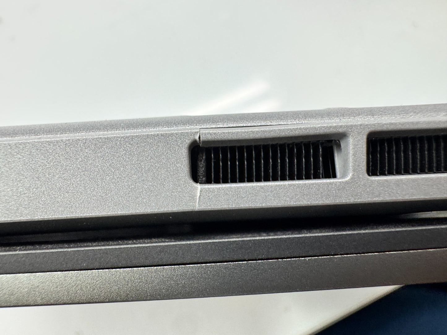 Dell Latitude 7340 13.3" Touch i7-1365U@1.8GHz 16G RAM 256GB Win 11 W/AC *READ*