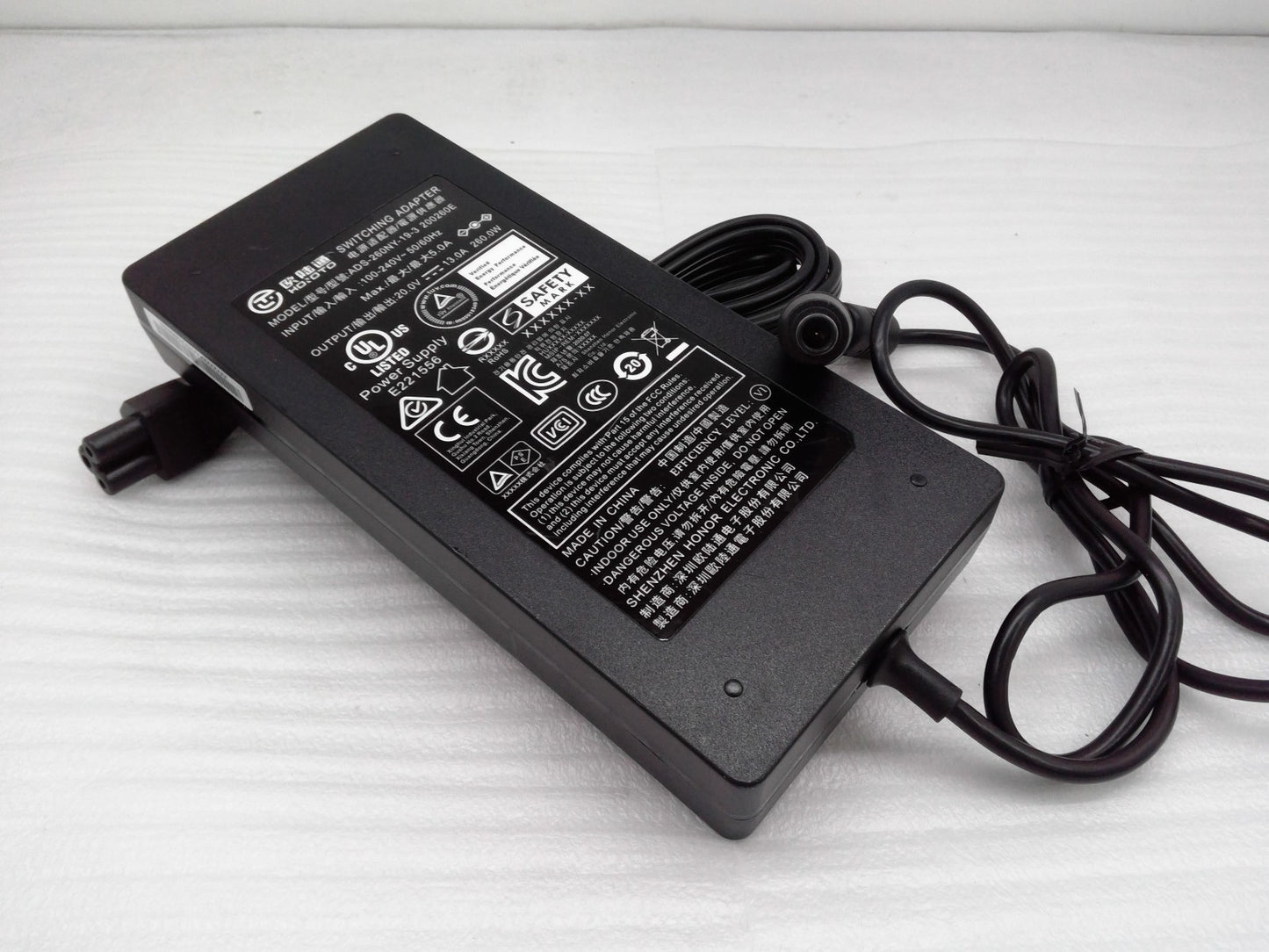 Original HOIOTO ADS-260NY-19-3 200260E 20V 13A 260W AC  Adapter 7.9x5.5mm