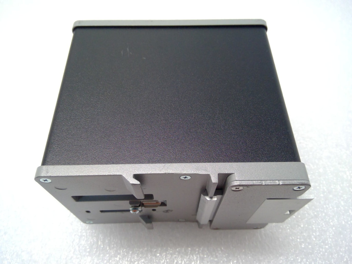 Cisco IE-2000-8TC-B V01 8-Port Industrial Ethernet Switch