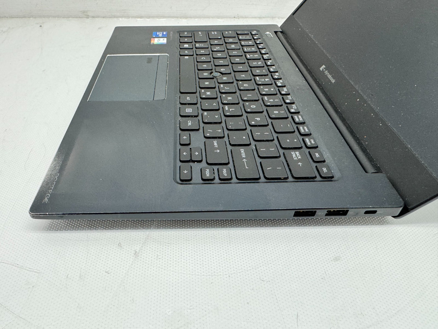 Toshiba Portege X40-J 14" Laptop i7-1185G7@3.0GHz 16GB RAM 256GB SSD Win11 *READ