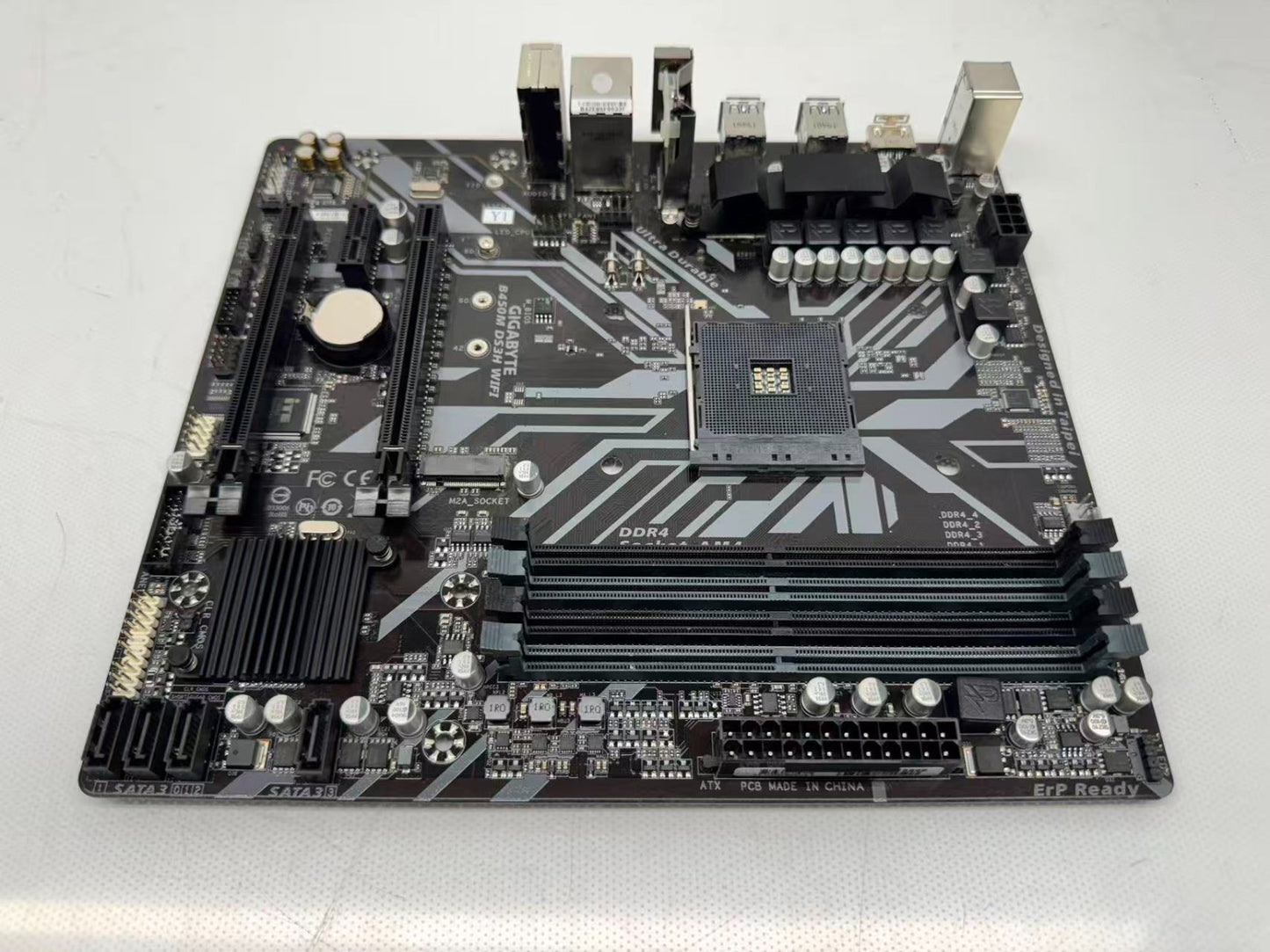 GIGABYTE B450M DS3H WiFI AMD AM4 Motherboard mATX