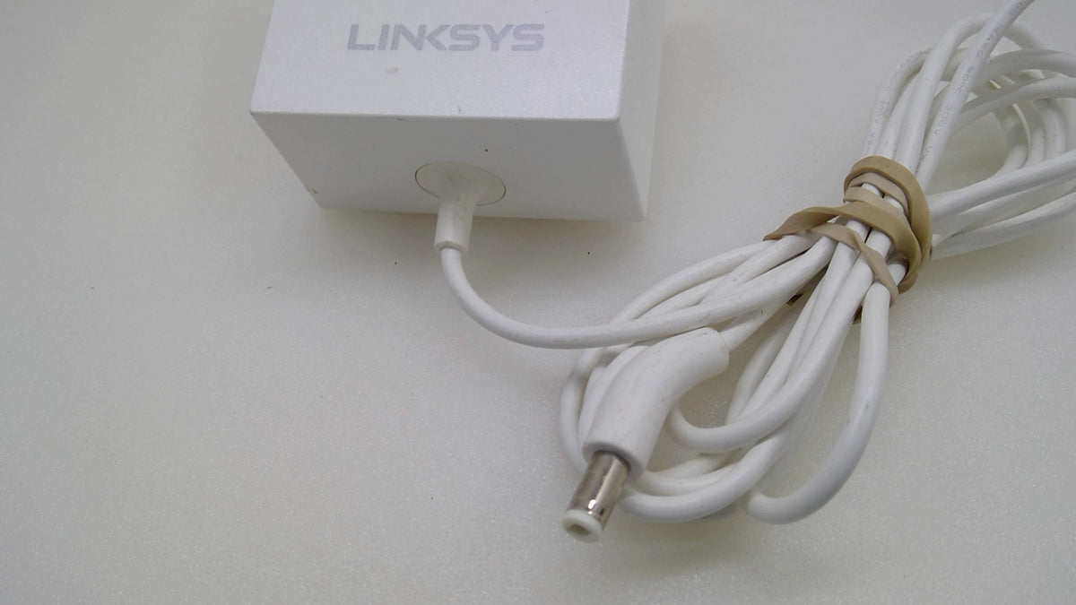 Genuine Linksys KSA-24H-120200HU 12V 2A 24W AC Power Adapter White