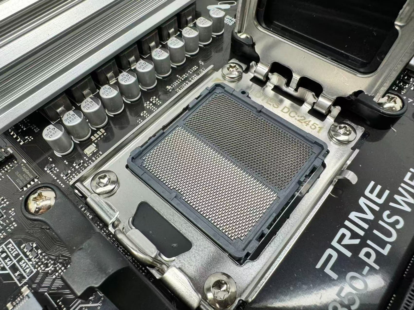 ASUS PRIME B850-PLUS WIFI Motherboard DDR5 AMD Socket AM5 *READ*
