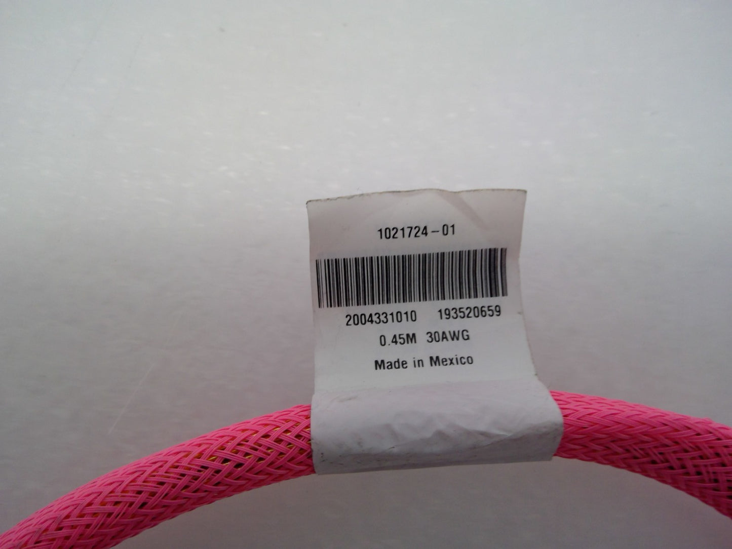 molex 2004331010 High Speed Server Data Cable 0.45m 30AWG PINK Mesh Sleeve