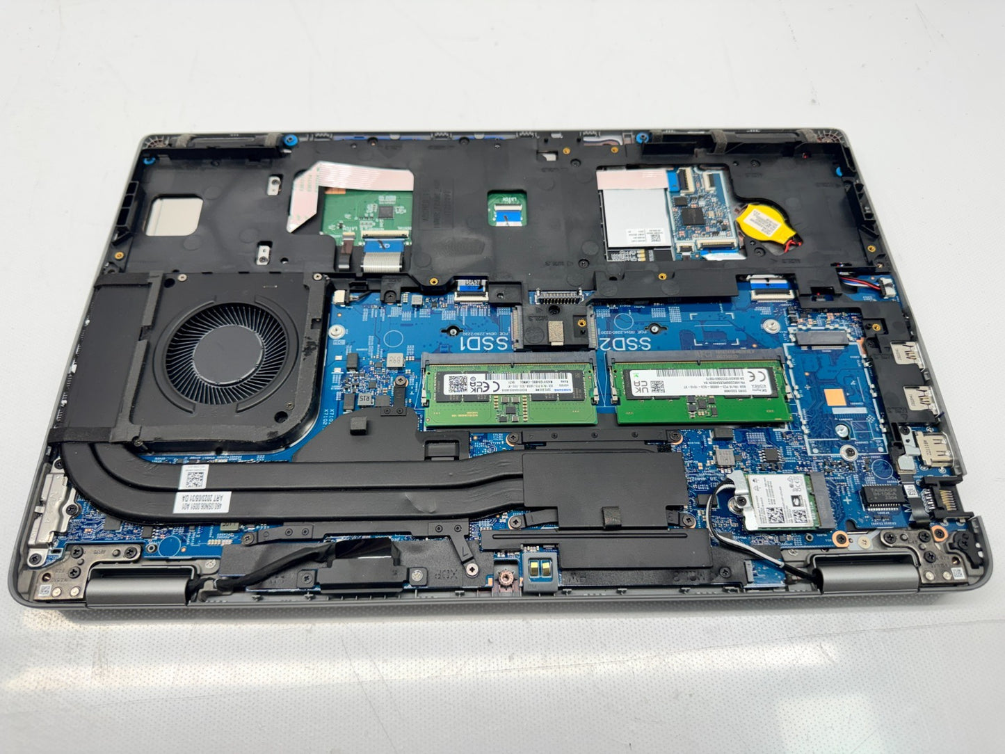 Dell Precision 3581 Intel i7-13700H@2.4Ghz 16GB RAM No SSD A1000 W/ac *READ*