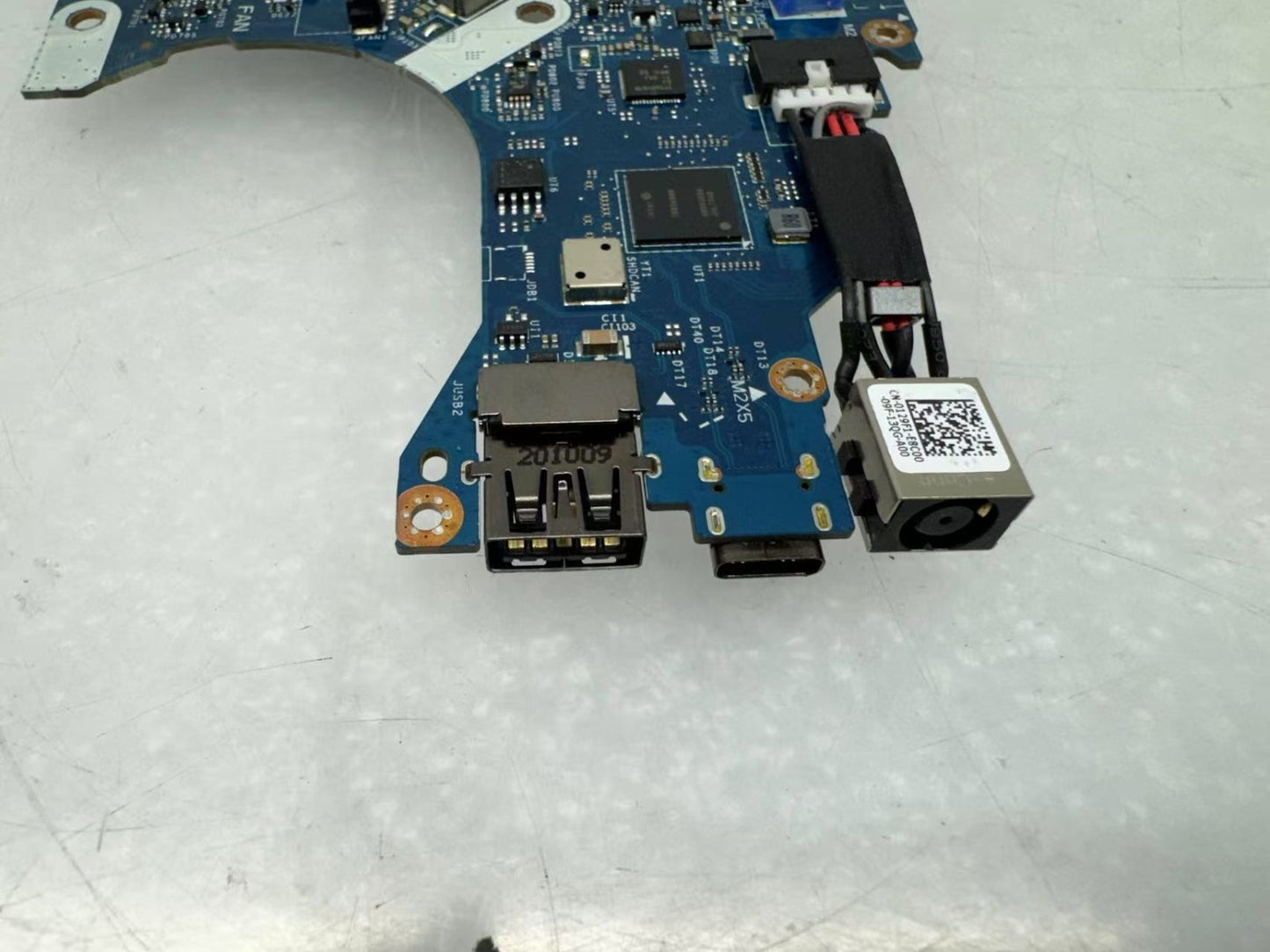 Dell Latitude 5410 Intel i7-10610U@1.80GHz Motherboard LA-J371P LA-J372P 033T9K