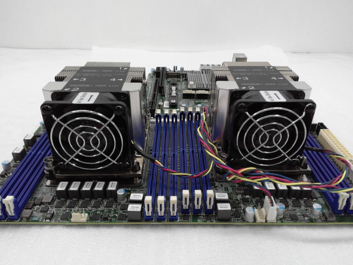 Supermicro X11DDW-L Dual Intel Xeon LGA3647 DDR4 Server Motherboard + Heatsink*