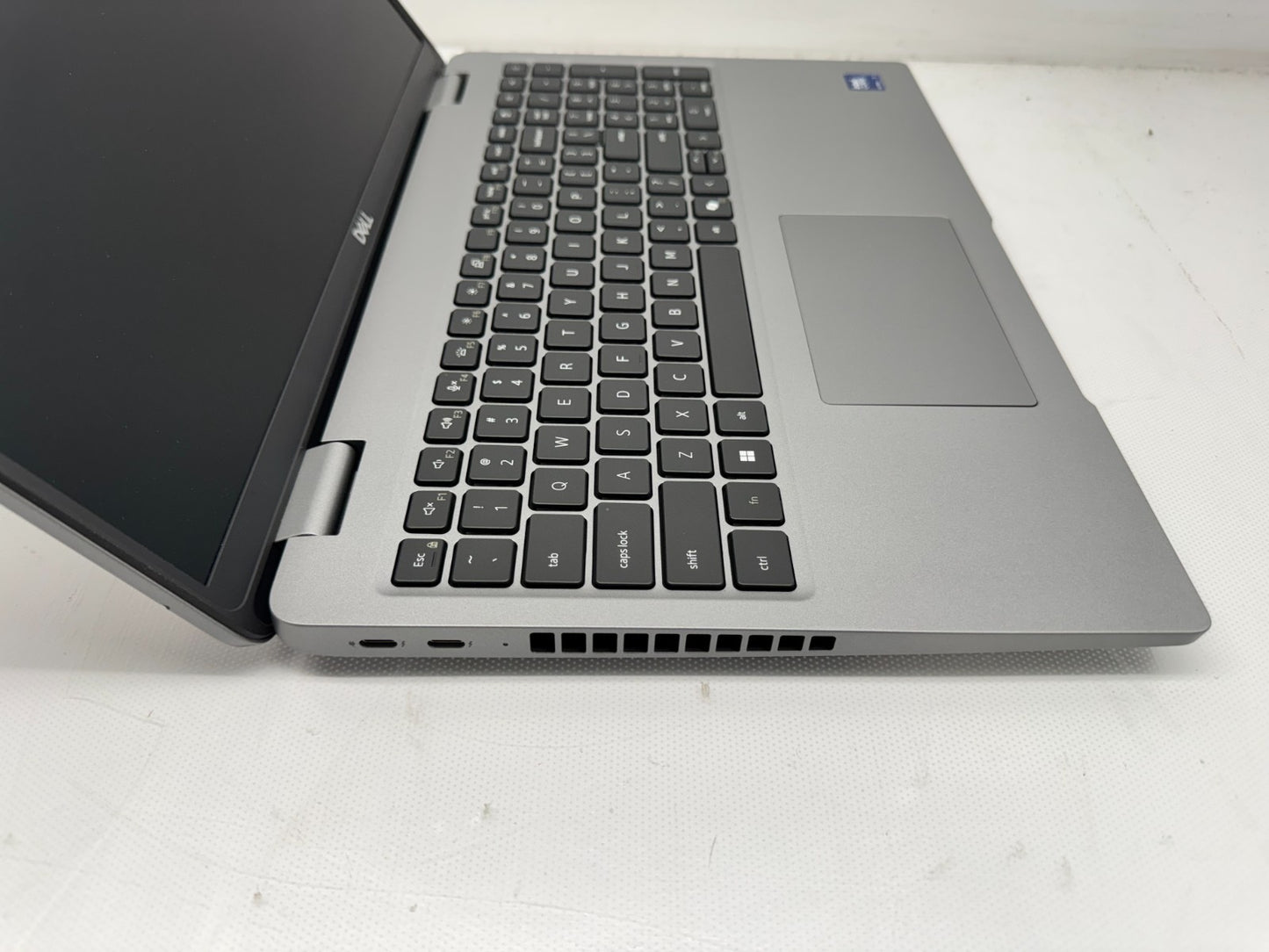 Dell Latitude 5550 Ultra 7 165U @1.70GHz 16GB RAM 256GB SSD laptop W/AC