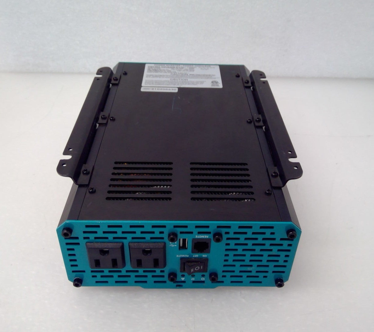 Renogy 700W Pure Sine Wave Inverter 12V DC to 110V AC Converter Remote Control