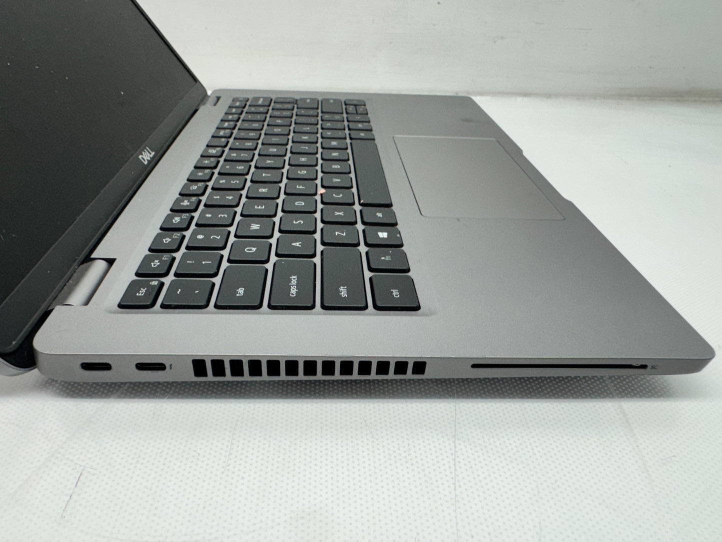 Dell Latitude 5420 1366 x 768 i5-1145G7@2.4GHz 16GB 256GB SSD W/AC Win 11 *Read*