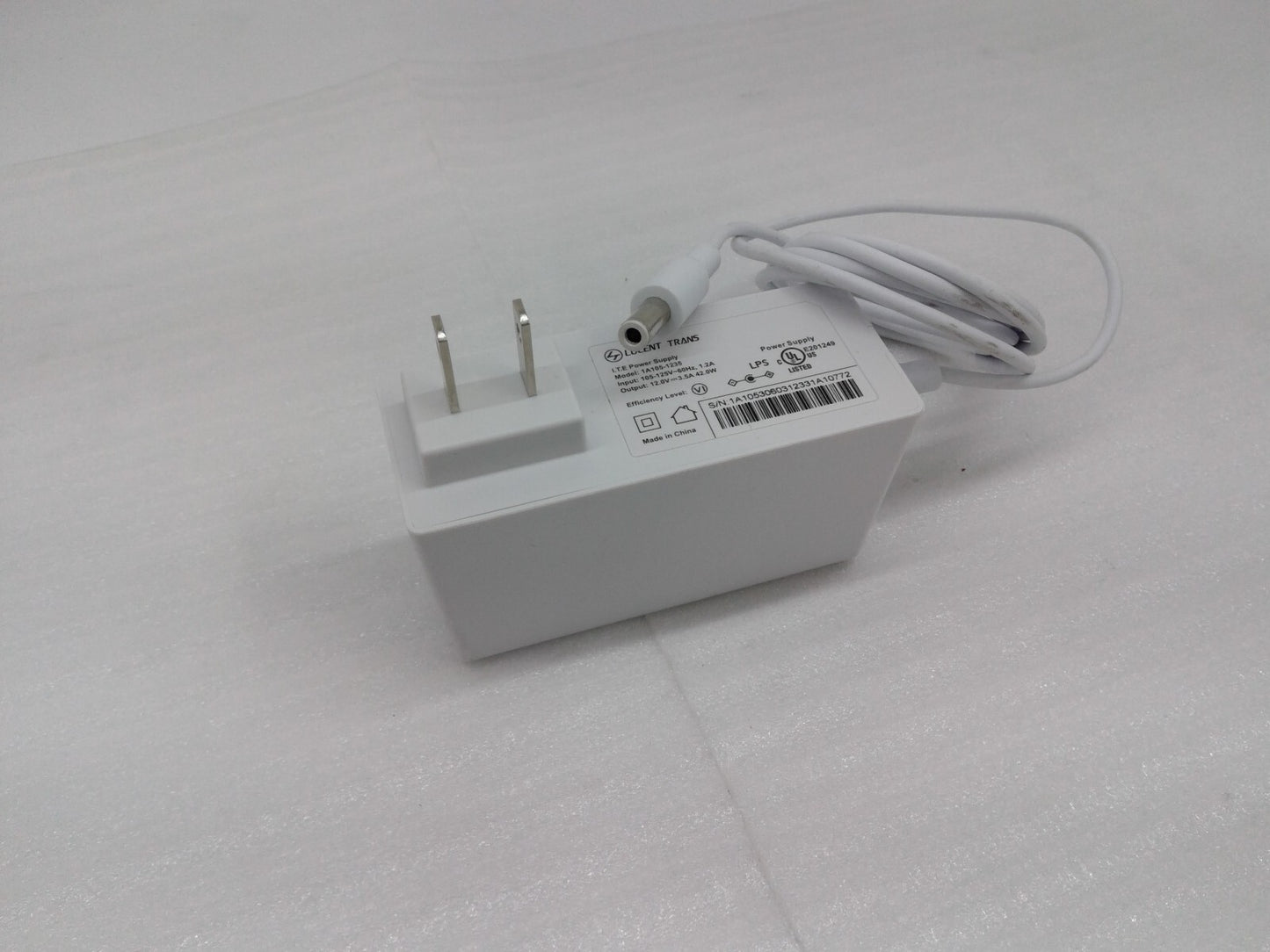 Universal Verizon 12V 3.5A 42-Watt AC/DC Adapter Power Supply 1A105-1235 White