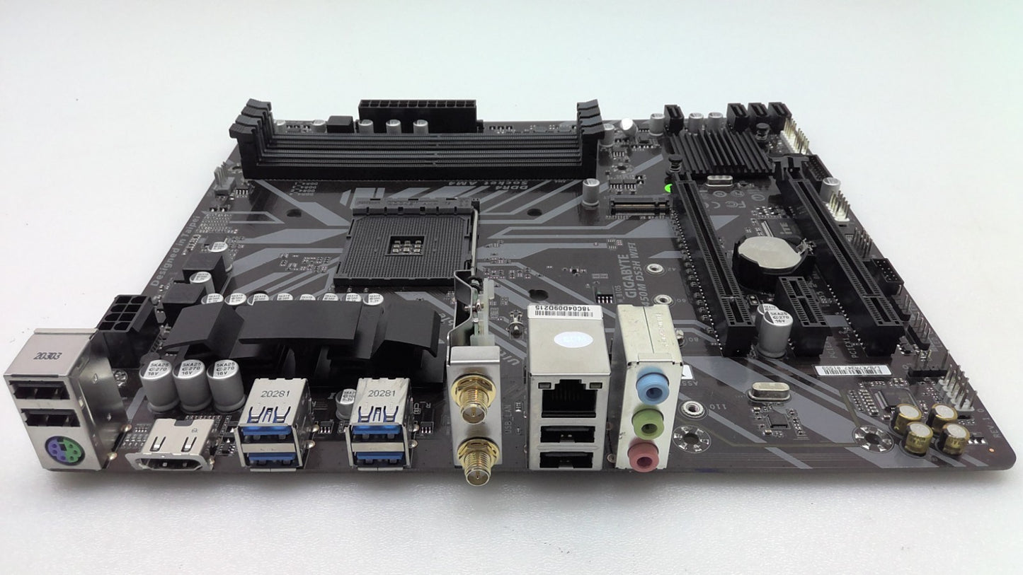 GIGABYTE B450M DS3H WiFI AMD AM4 micro ATX Motherboard *Read*
