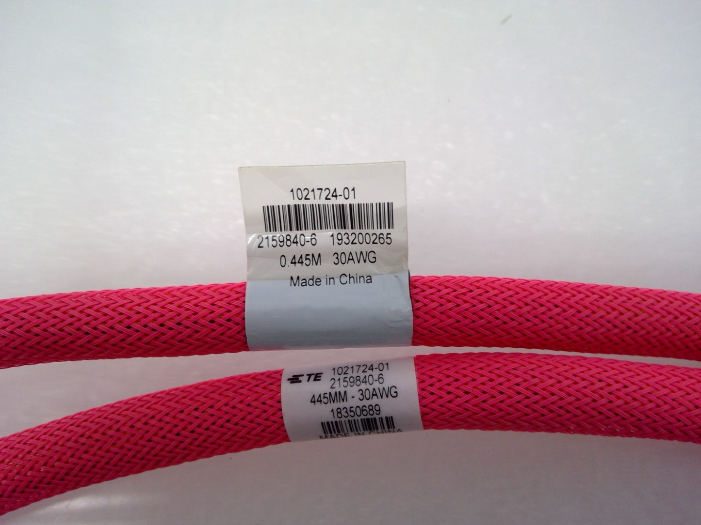 TE Connectivity 2159840-6 STRADA Whispers High Speed Cable 30AWG 0.455M*READ*