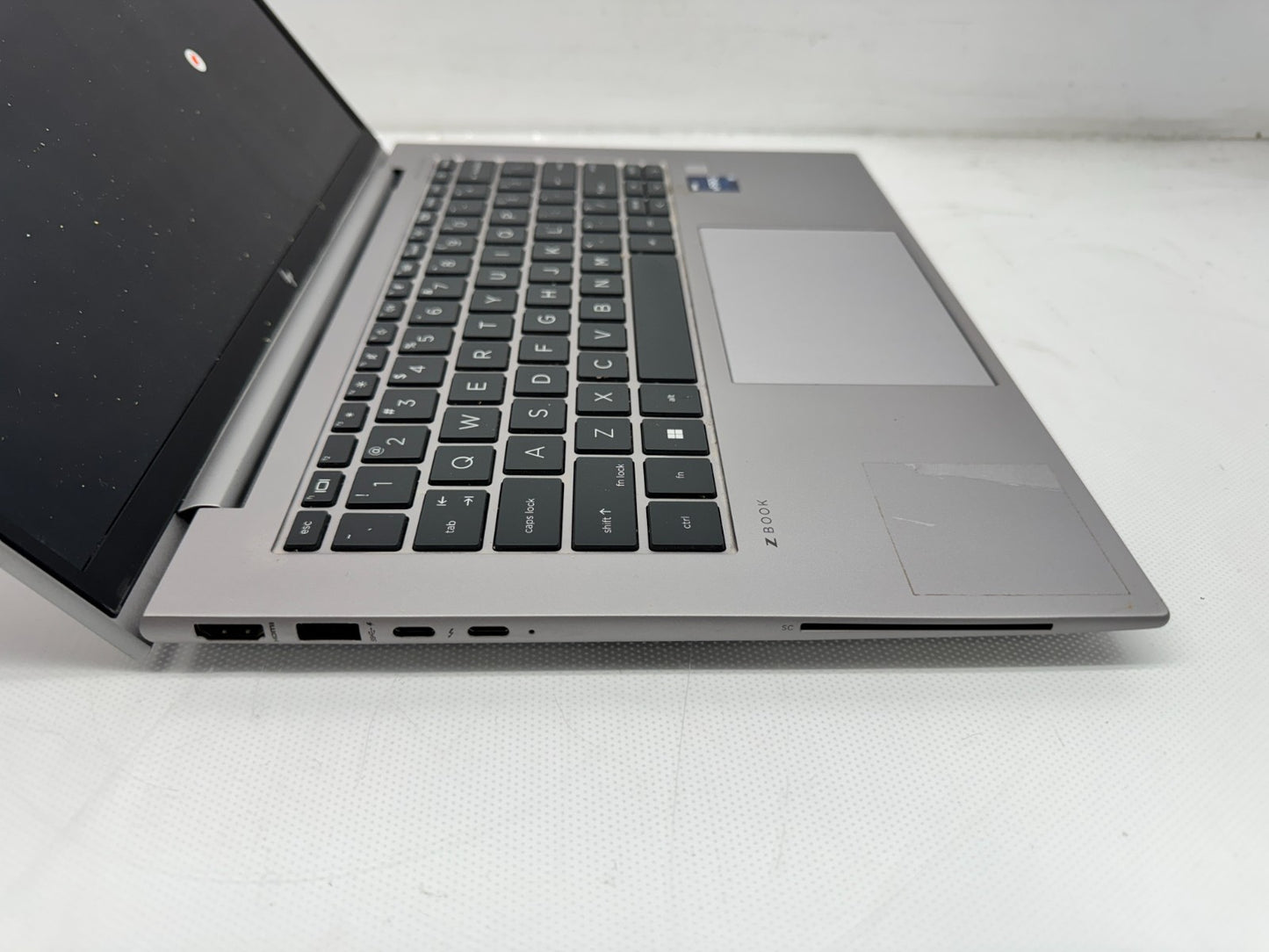 HP Zbook Firefly 14 G9 Intel i7-1265U@1.8GHz 16GB 256GB T550 Win 11 *READ*