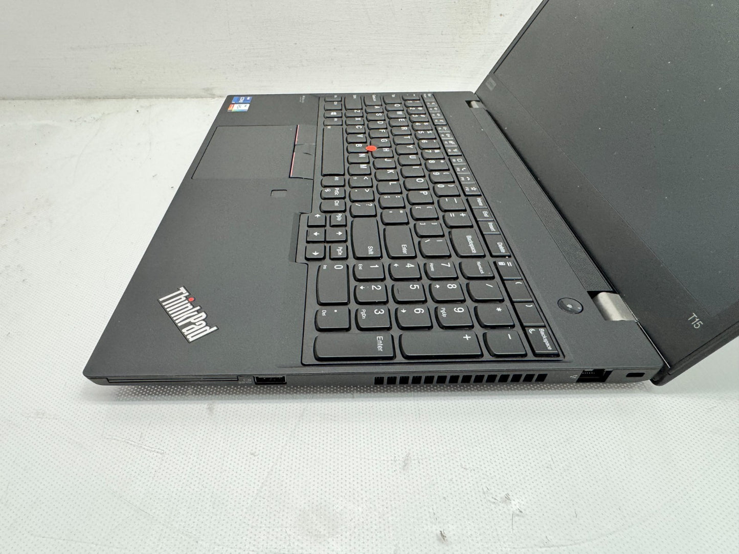 Lenovo ThinkPad T15 Gen 2 15.6" Intel i7-1165G7@2.8GHz 16GB DDR4 256G *READ*