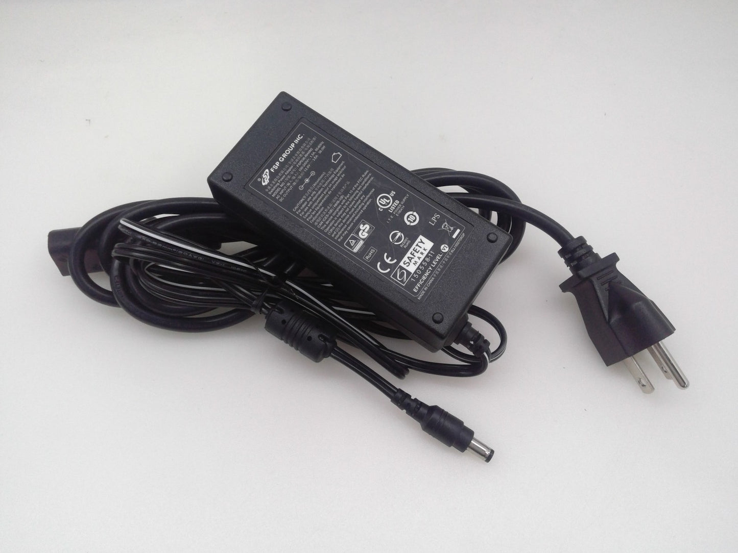 Genuine FSP FSP036-RHAN2 Switching Power AC/DC Adapter 12V 3A 36W 5.5*2.1mm