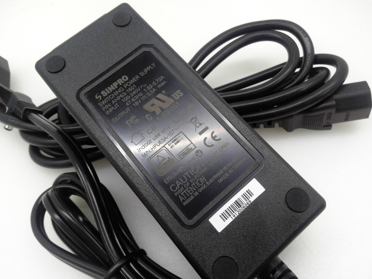 Genuine Sinpro AHP63-1601 Switching Power Supply Adapter 18V 3.5A Tip 5.5x2.1mm
