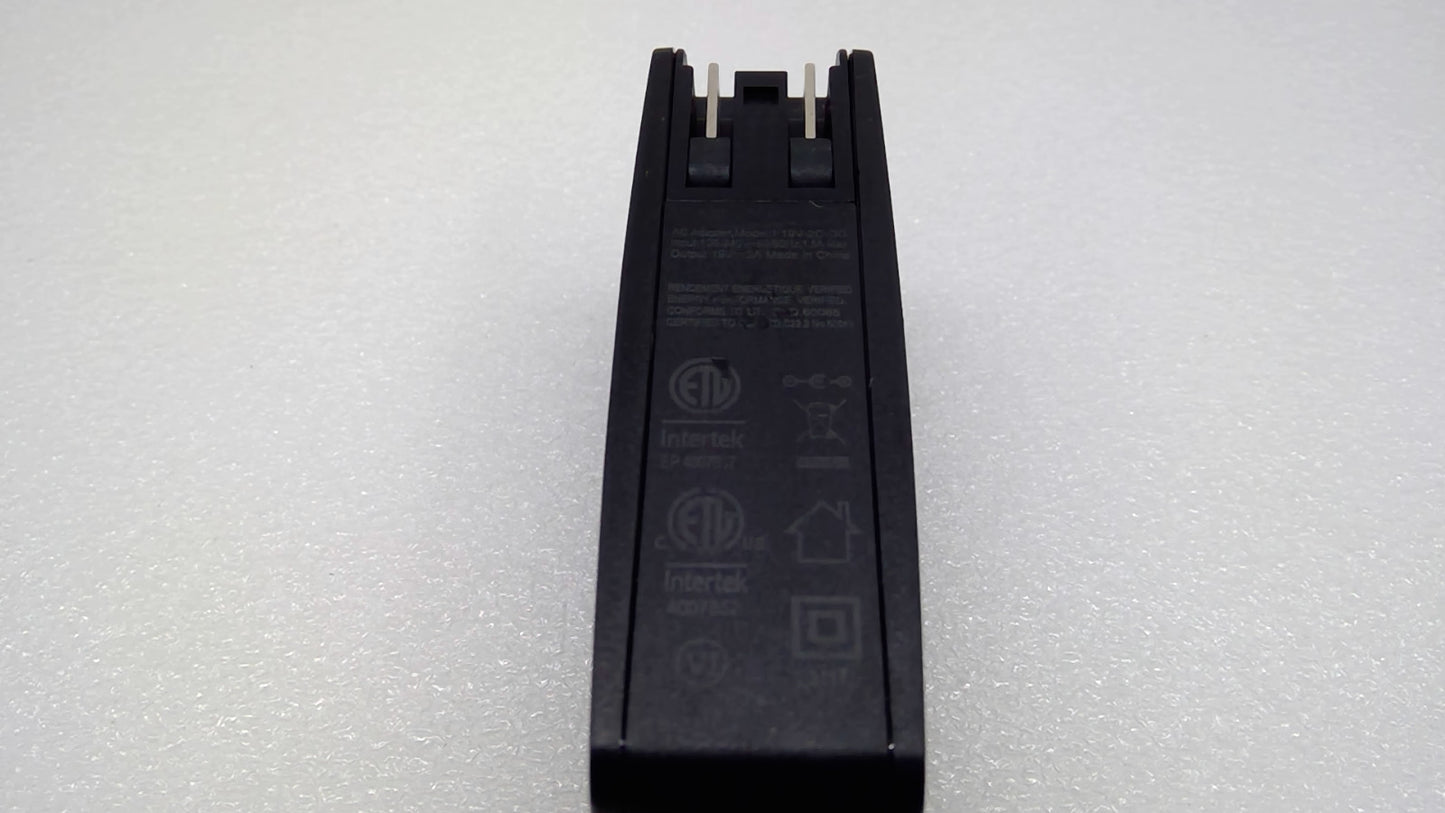 Genuine Harman Kardon F19V-2C-DC 19V 2A 38W AC Adapter for Onyx Speaker