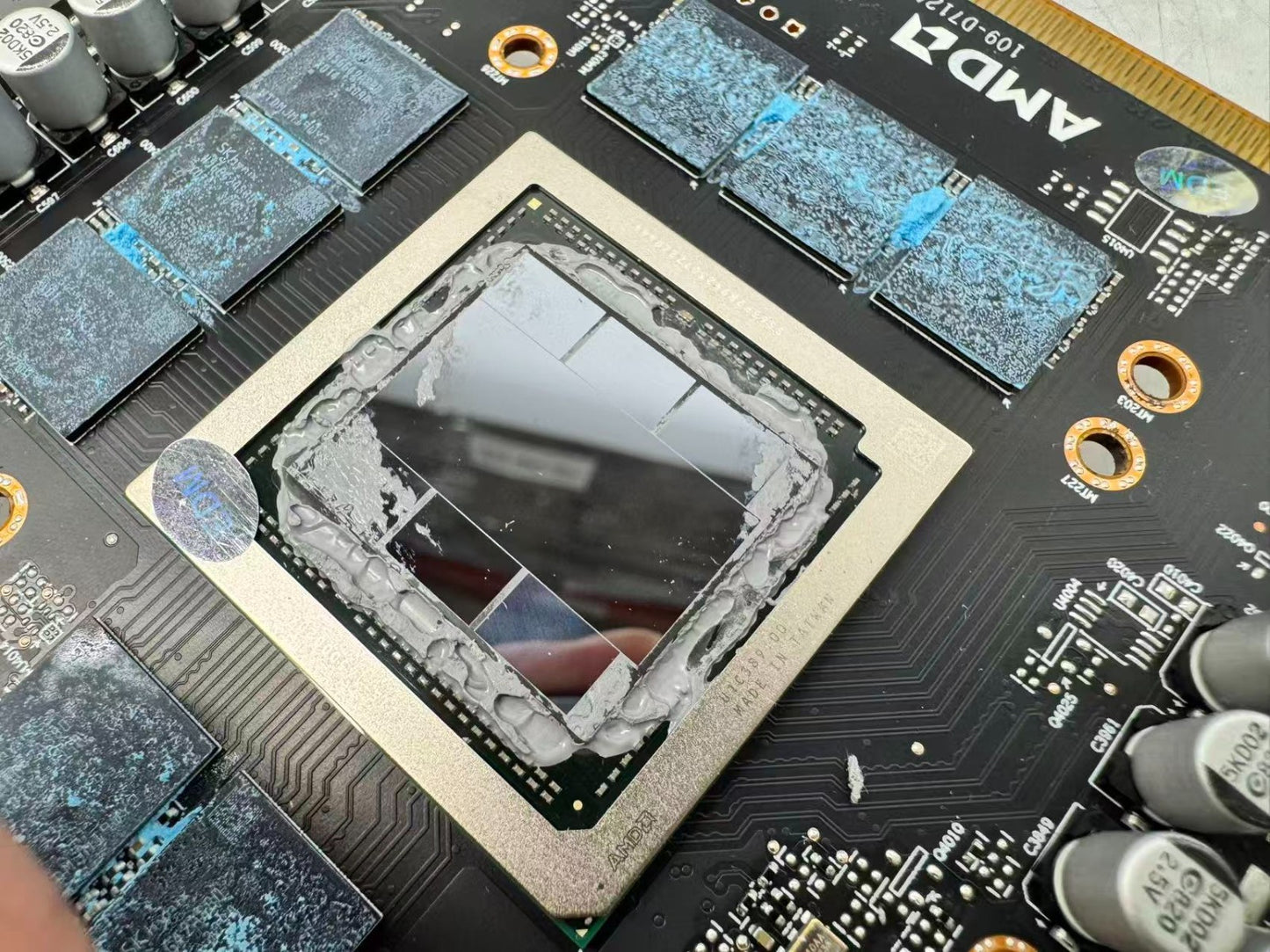 PARTS/NOT WORKING AMD RX 7900 GRE 16GB GDDR6 *Read*