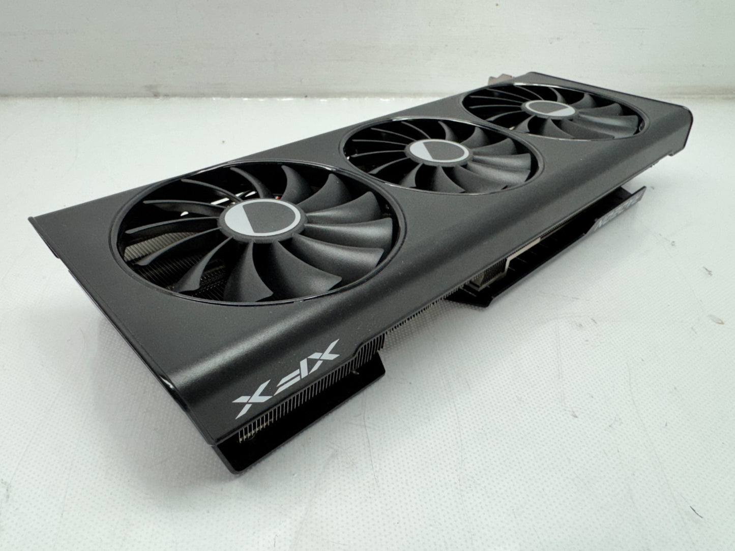 XFX  SPEEDSTER AMD Radeon RX 7800XT Triple Fan RX-78TQIC Graphics Card GPU