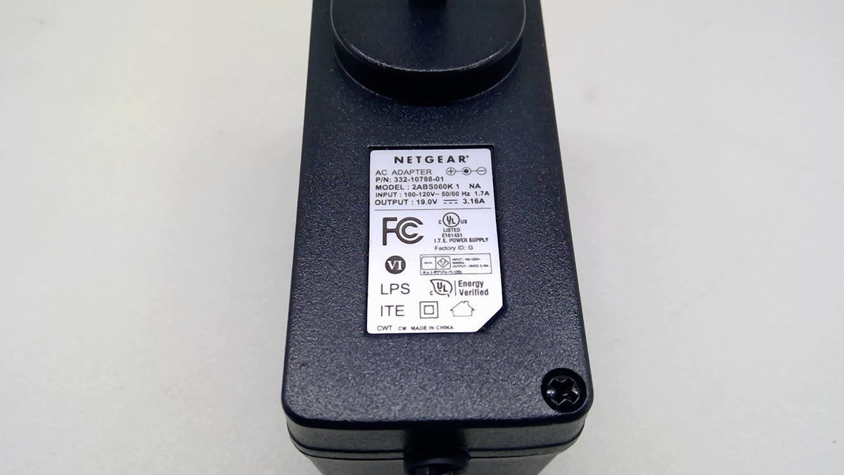 OEM NETGEAR 332-10788-01 60W 19V 3.16A Nighthawk Router AC Adapter Power Supply