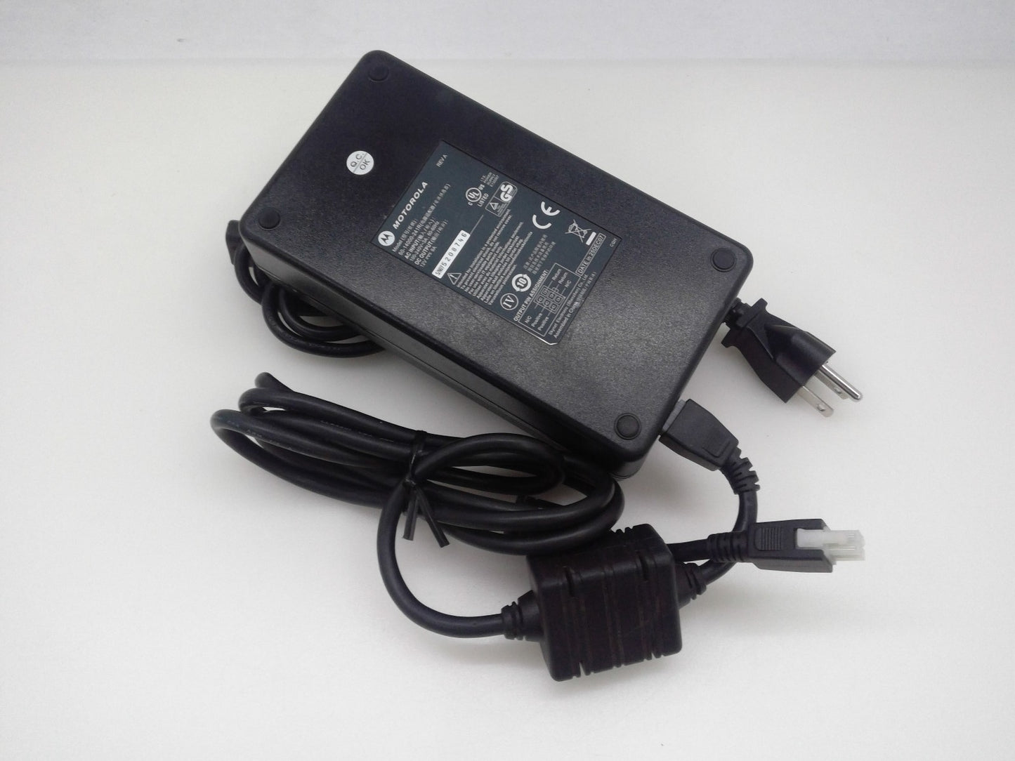 OEM Motorola 50-14000-241R 100-240V-3A 50/60Hz 12V 9A W/Cable /Cord