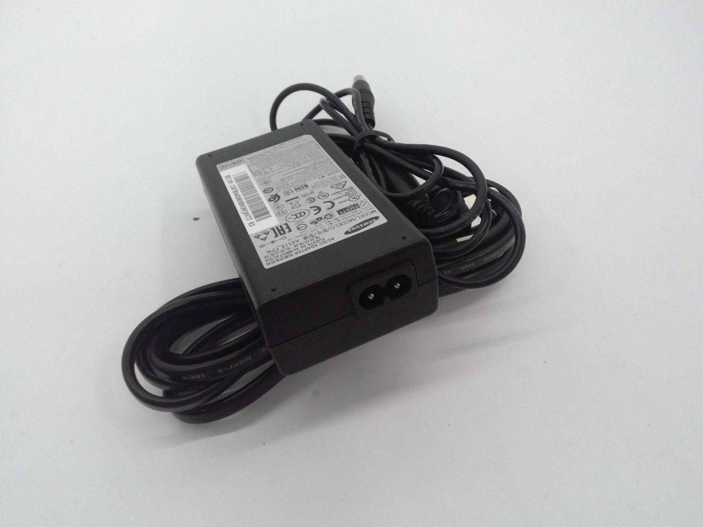 ORIGINAL SAMSUNG 45W 14V 3.2A AC POWER ADAPTER SUPPLY A4514_FPN - Free Shipping