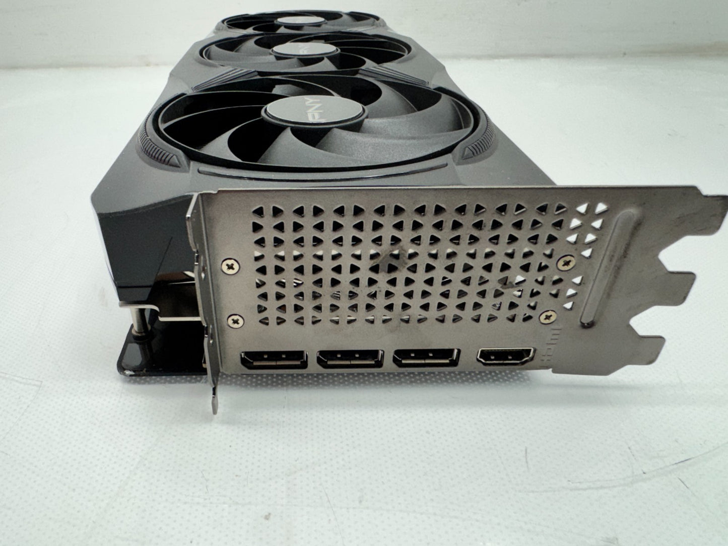PNY GeForce RTX 5080 16GB GDDR7 Triple Fan Graphics Card *READ*