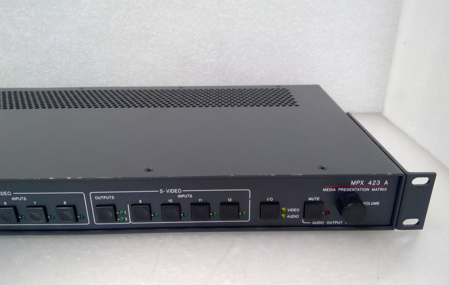 Extron MPX 423 A Media Presentation Matrix Switcher with Power Cable