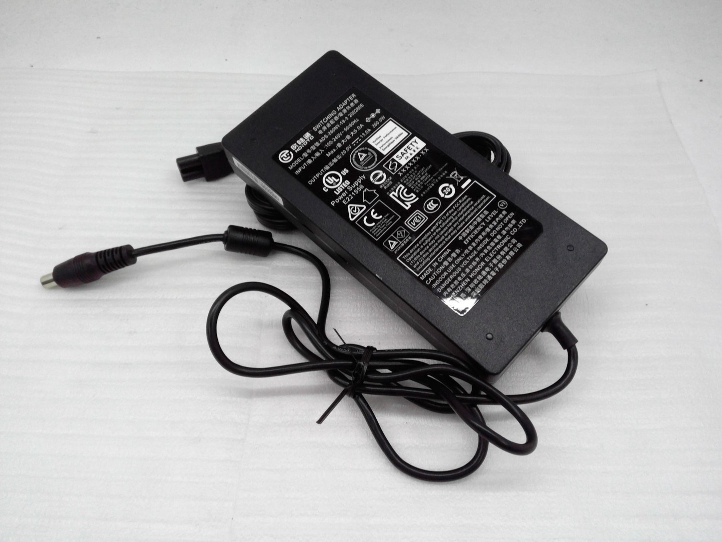 Original HOIOTO ADS-260NY-19-3 200260E 20V 13A 260W AC  Adapter 7.9x5.5mm