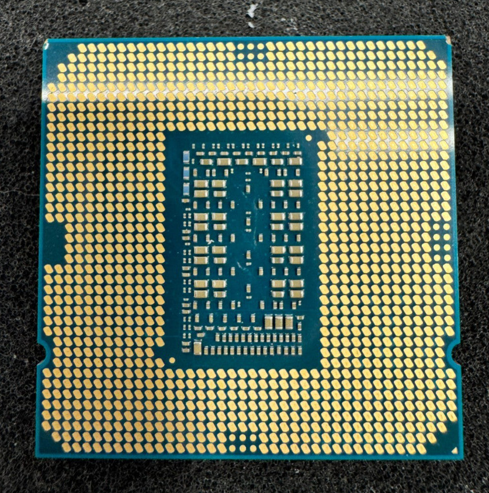 *For Parts* Intel Core i5-11400F SRKP1 Desktop Processor 2.6 GHz NOT WORKING