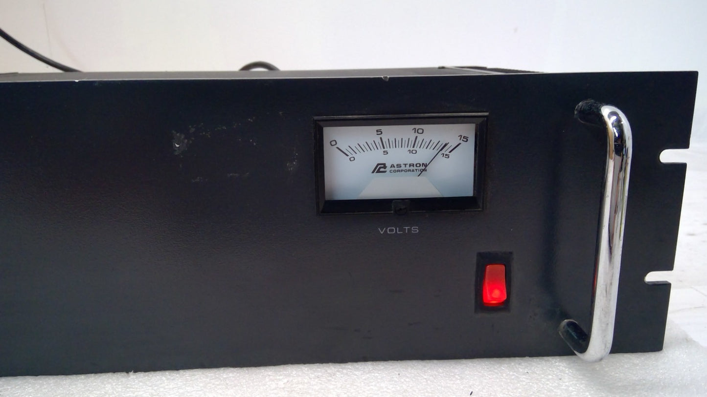 ASTRON RM-35M 13.8 VDC Heavy-duty, rack-mounted linear DC power supply