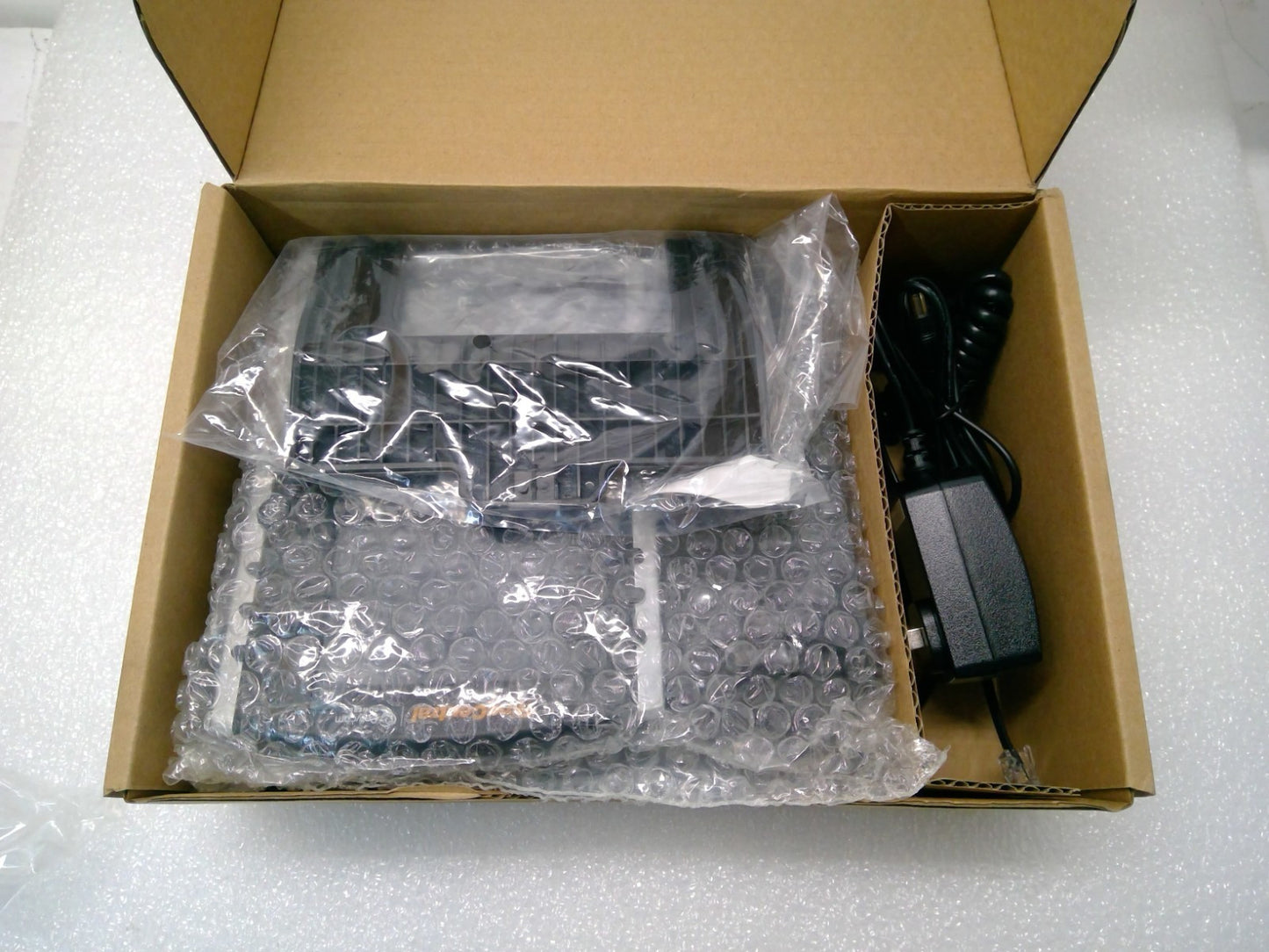 Polycom VVX 411 12-Line PoE desktop VoIP SIP Phone (2314-48450-001)