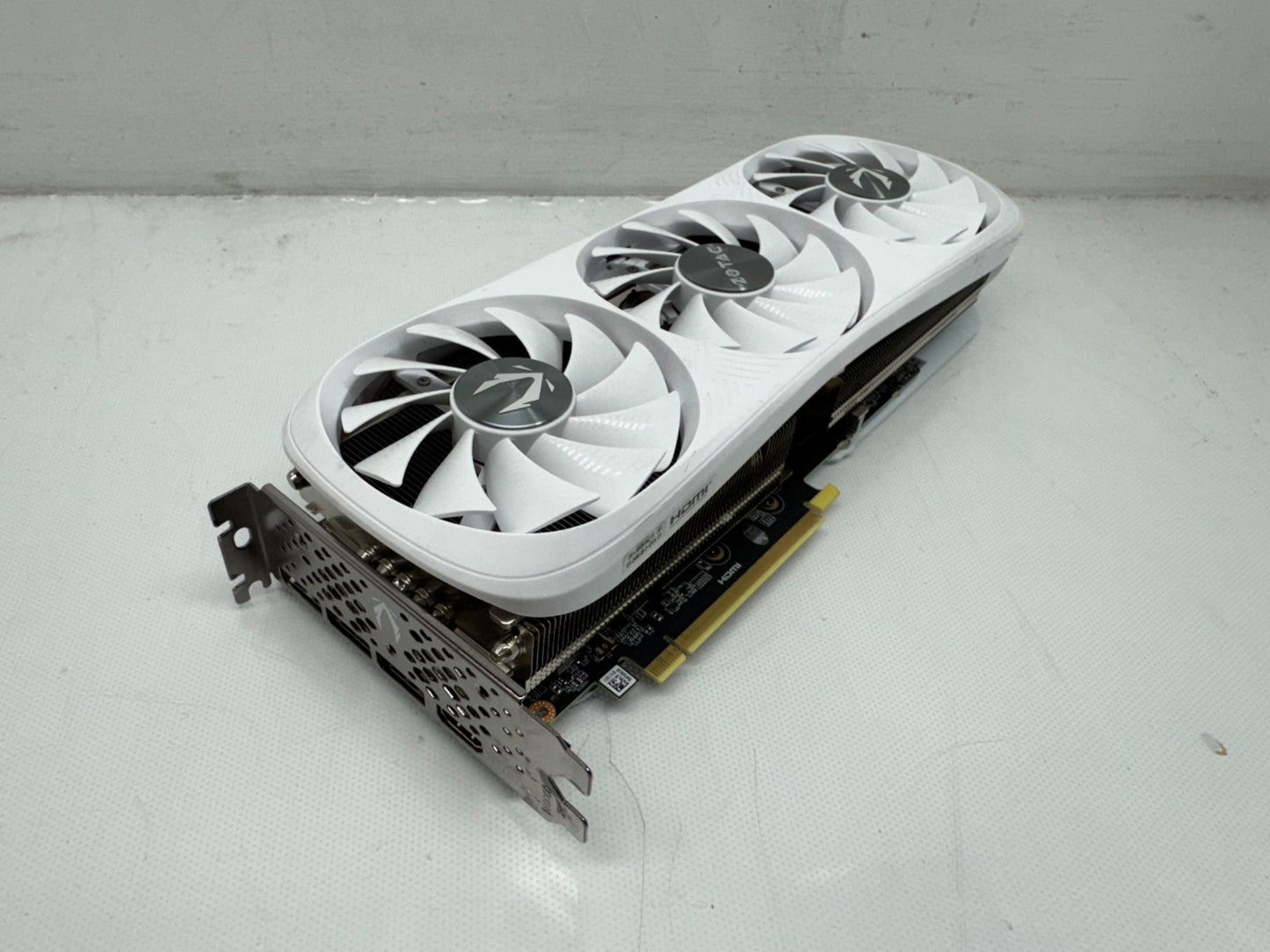 Zotac GAMING GeForce RTX 4070 Ti Super Trinity White Graphics Card GPU*Not Work*