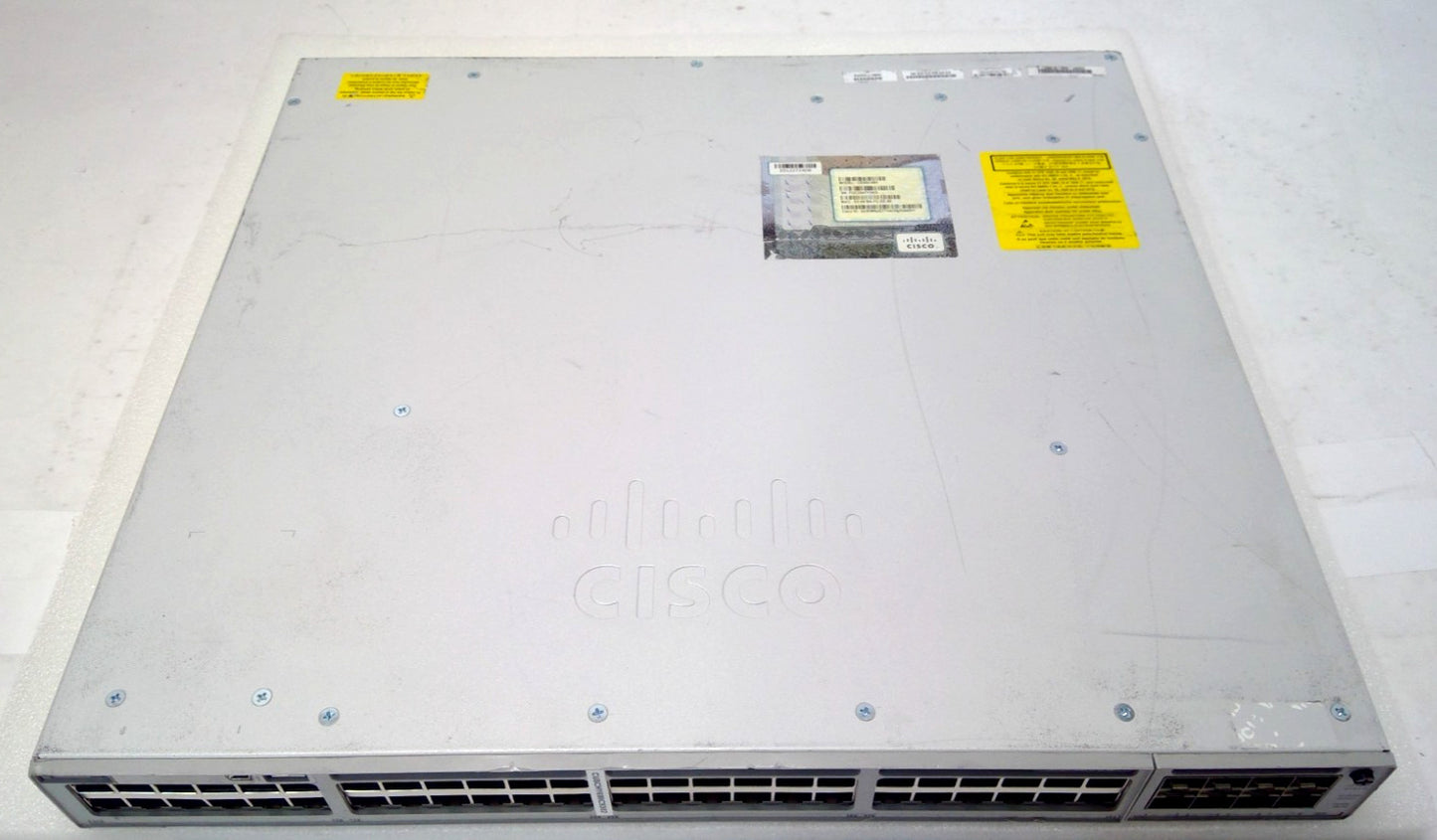 Cisco C9300-48H-A Catalyst 9300 48-Port UPOE+ Switch W/MODULE  *NO PSU NO FANS*