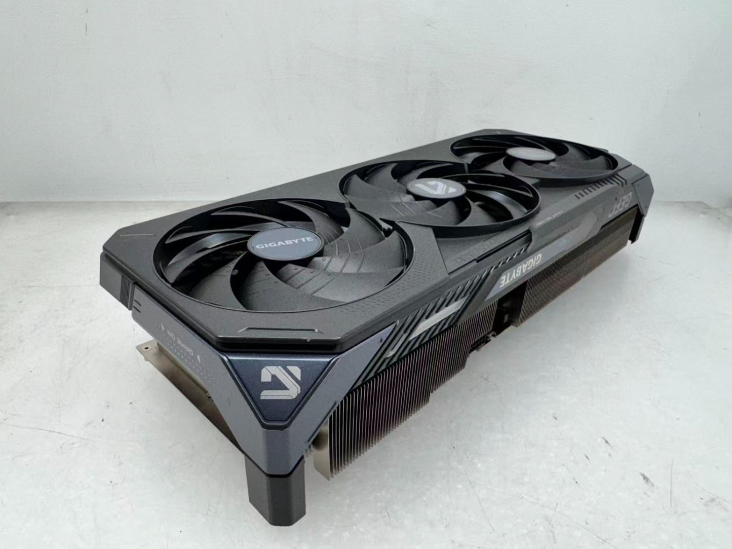 For Parts GIGABYTE GeForce RTX 5090 GAMING OC 32GB GDDR7 GV-N5090OC-32GD *READ*